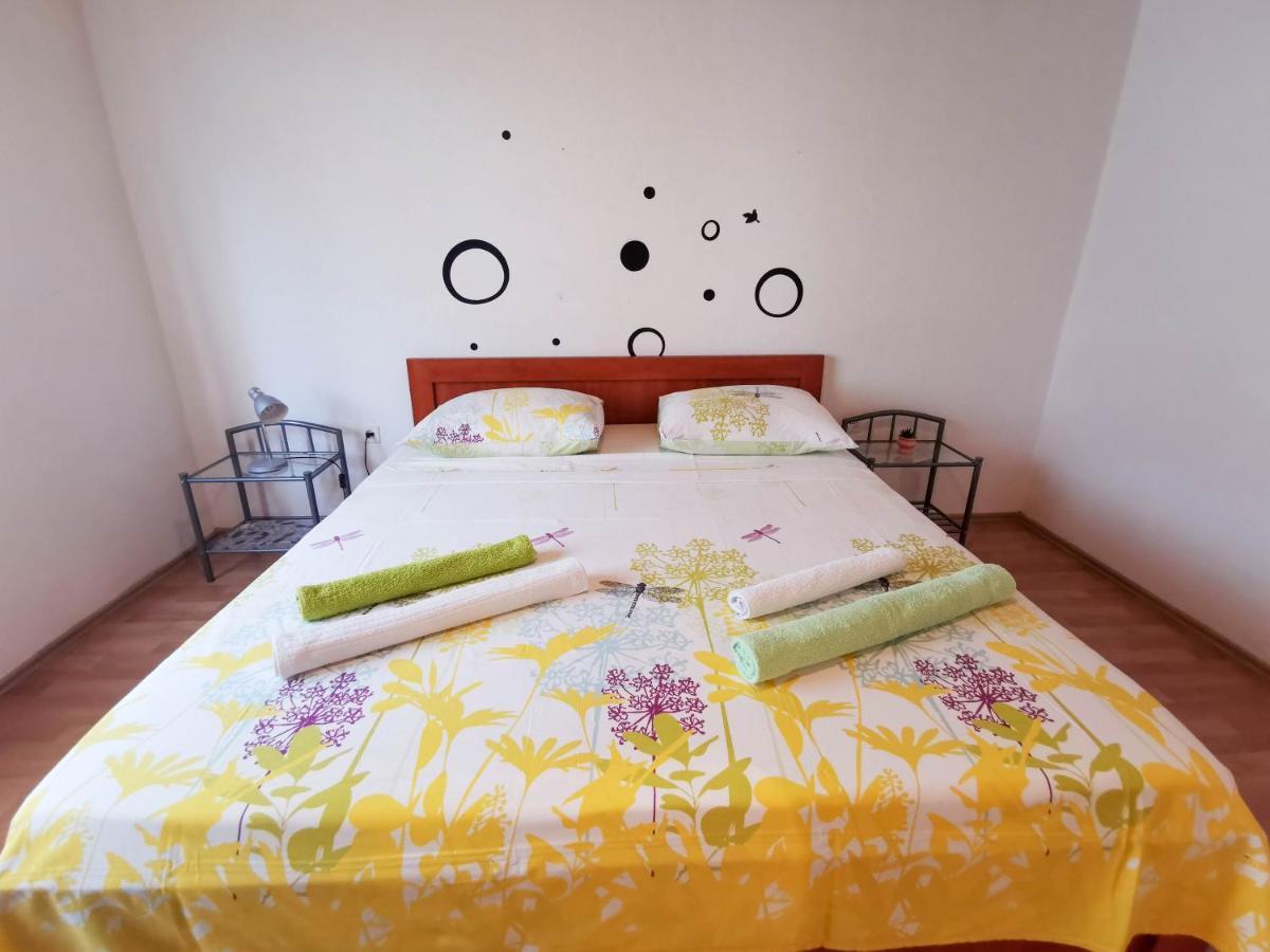 Turina Apartments Makarska Ngoại thất bức ảnh