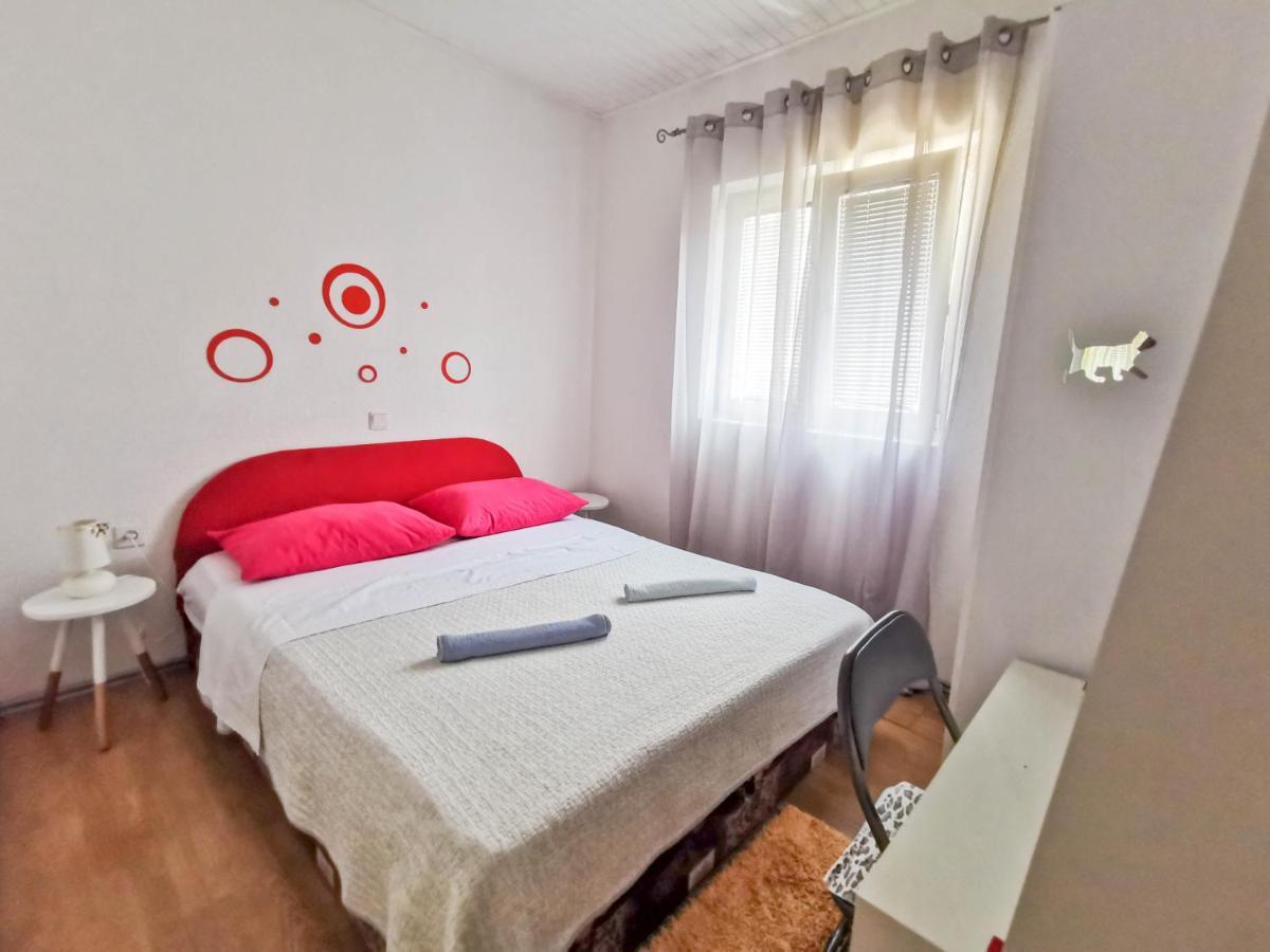 Turina Apartments Makarska Ngoại thất bức ảnh