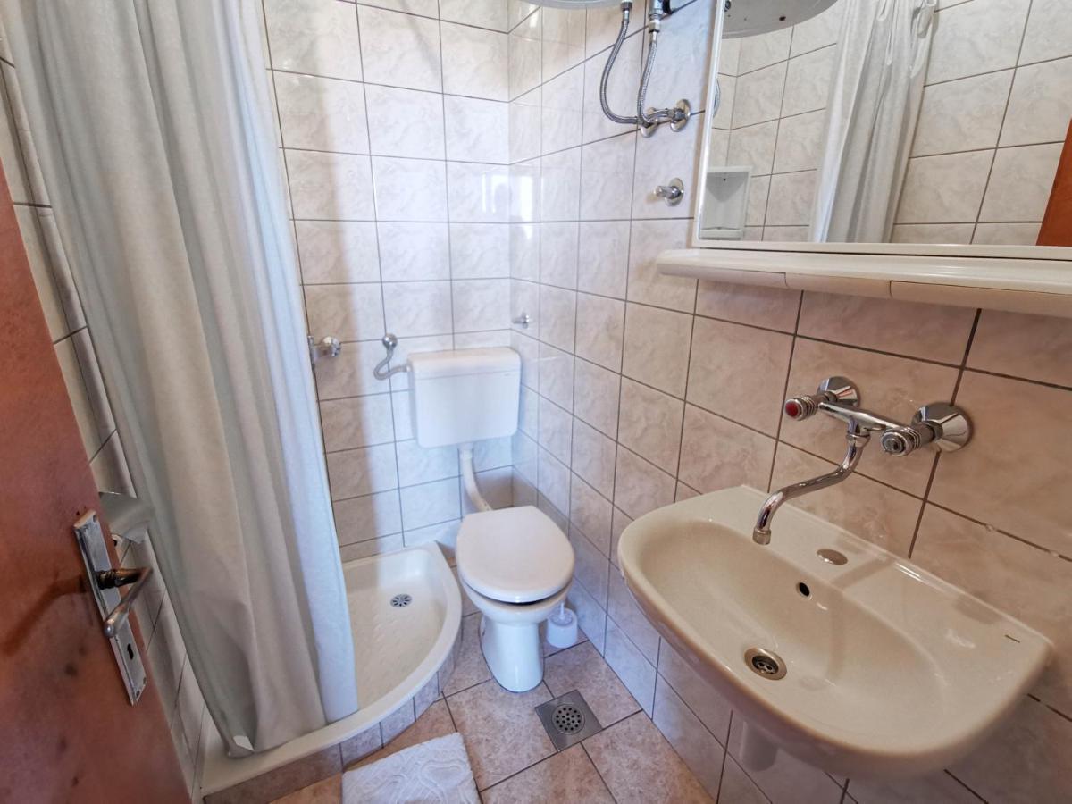 Turina Apartments Makarska Ngoại thất bức ảnh