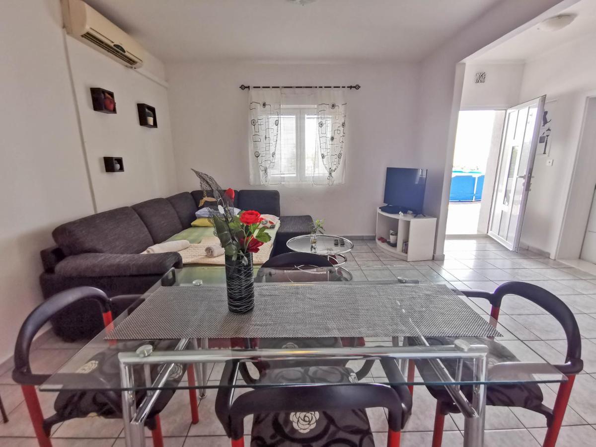 Turina Apartments Makarska Ngoại thất bức ảnh