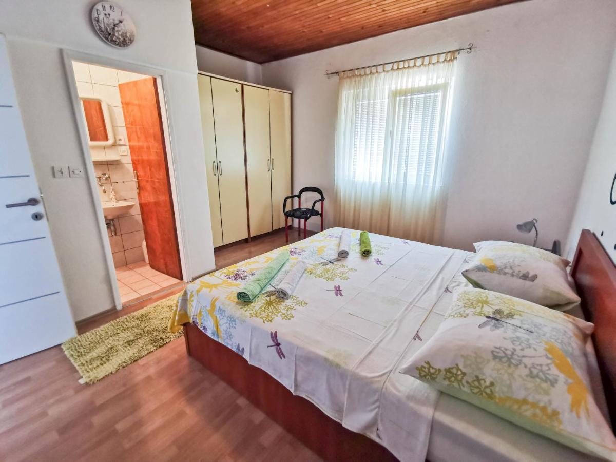 Turina Apartments Makarska Ngoại thất bức ảnh
