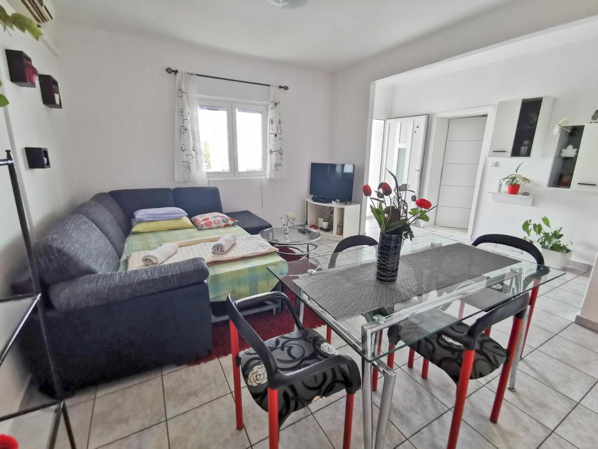Turina Apartments Makarska Ngoại thất bức ảnh