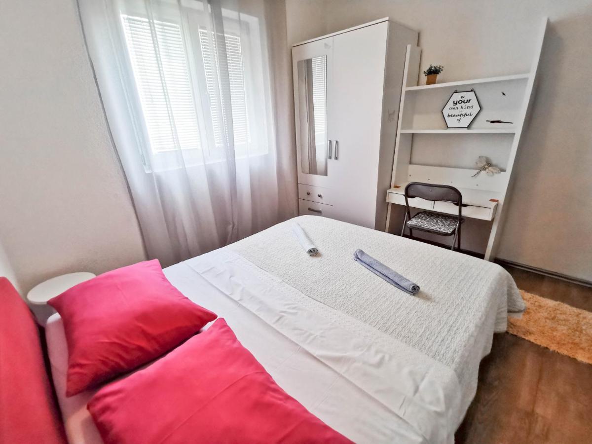 Turina Apartments Makarska Ngoại thất bức ảnh